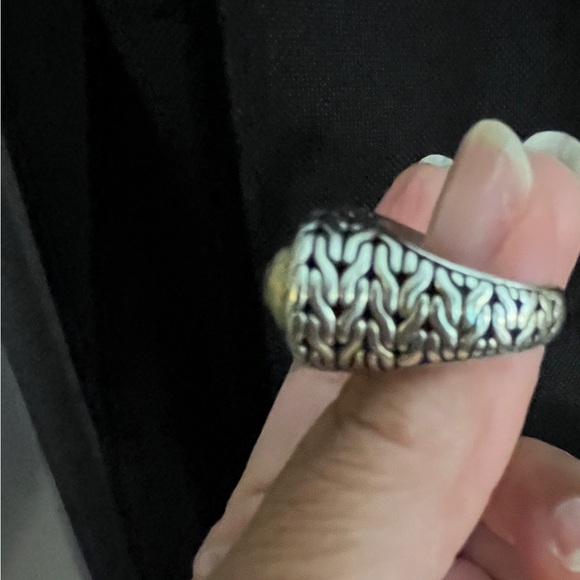 John Hardy Gold and Silver Oval Ring - Picture 3 of 5